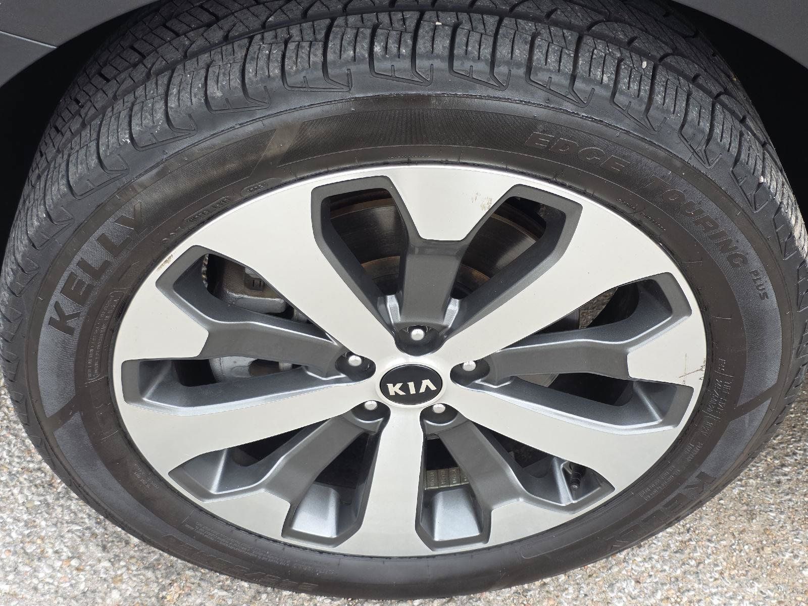 Used 2021 Kia Telluride EX w/ EX Premium Package FWD image 29
