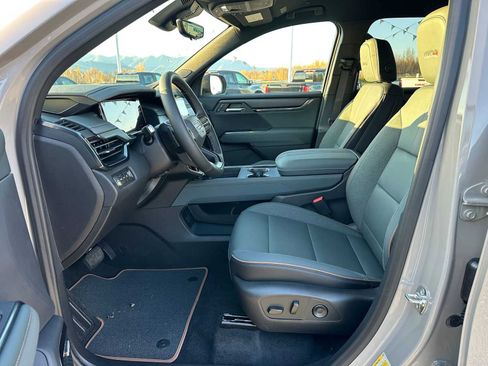 New 2026 GMC Acadia AT4 w/ LPO, Floor Liner Package image 22