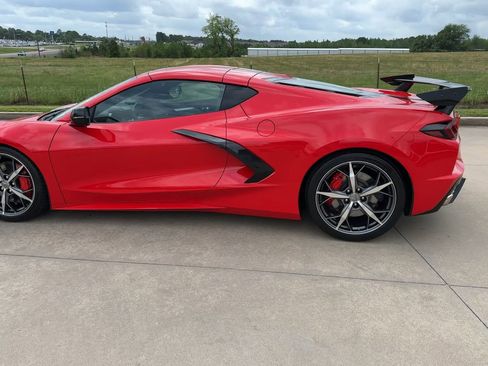 Used 2020 Chevrolet Corvette Stingray Premium Cpe w/ 3LT Preferred Equipment Group RWD image 3