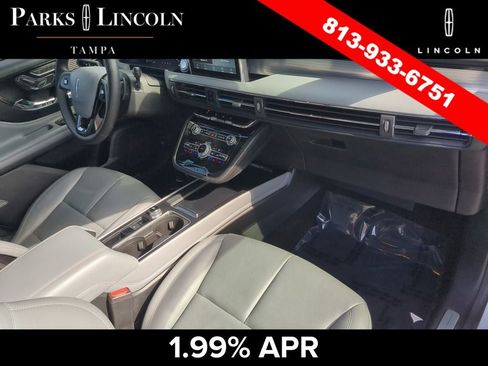 Certified 2022 Lincoln Corsair FWD w/ Equipment Group 101A image 10