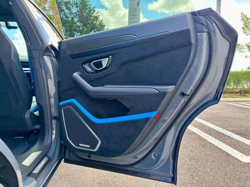 Used 2024 Lamborghini Urus Performante image 26