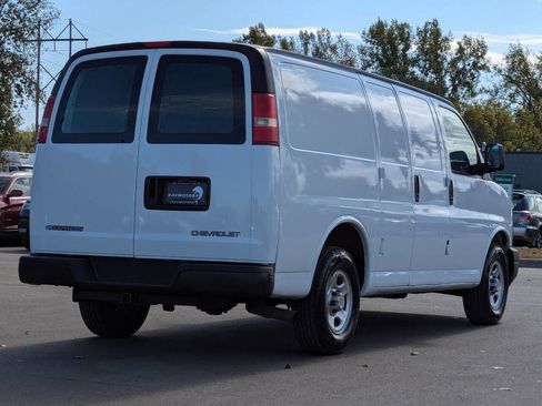 Used 2004 Chevrolet Express 1500 image 13