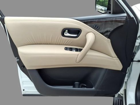 Certified 2023 Nissan Armada Platinum w/ Captain's Chairs Package AWD/4WD image 16