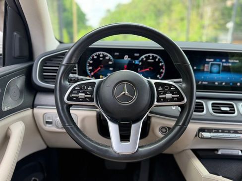 Used 2021 Mercedes-Benz GLE 350 w/ Premium Package image 42