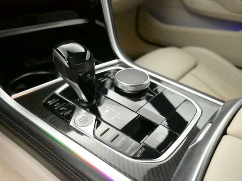 Used 2019 BMW M850i xDrive Coupe w/ Driving Assistance Package AWD/4WD image 10