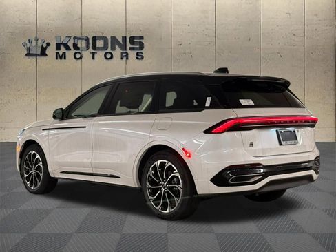 New 2026 Lincoln Nautilus Reserve AWD/4WD image 6