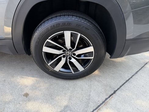 Used 2022 Volkswagen Atlas SE image 34