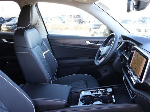 New 2026 Volkswagen Atlas SEL Premium R-Line image 13