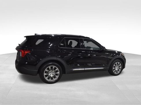Used 2026 Ford Explorer Platinum AWD/4WD image 10