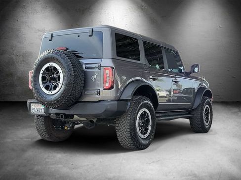 Used 2023 Ford Bronco Outer Banks w/ Sasquatch Package AWD/4WD image 3