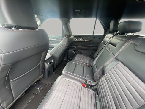 New 2026 Ford Explorer ST-Line w/ Premium Package RWD image 19