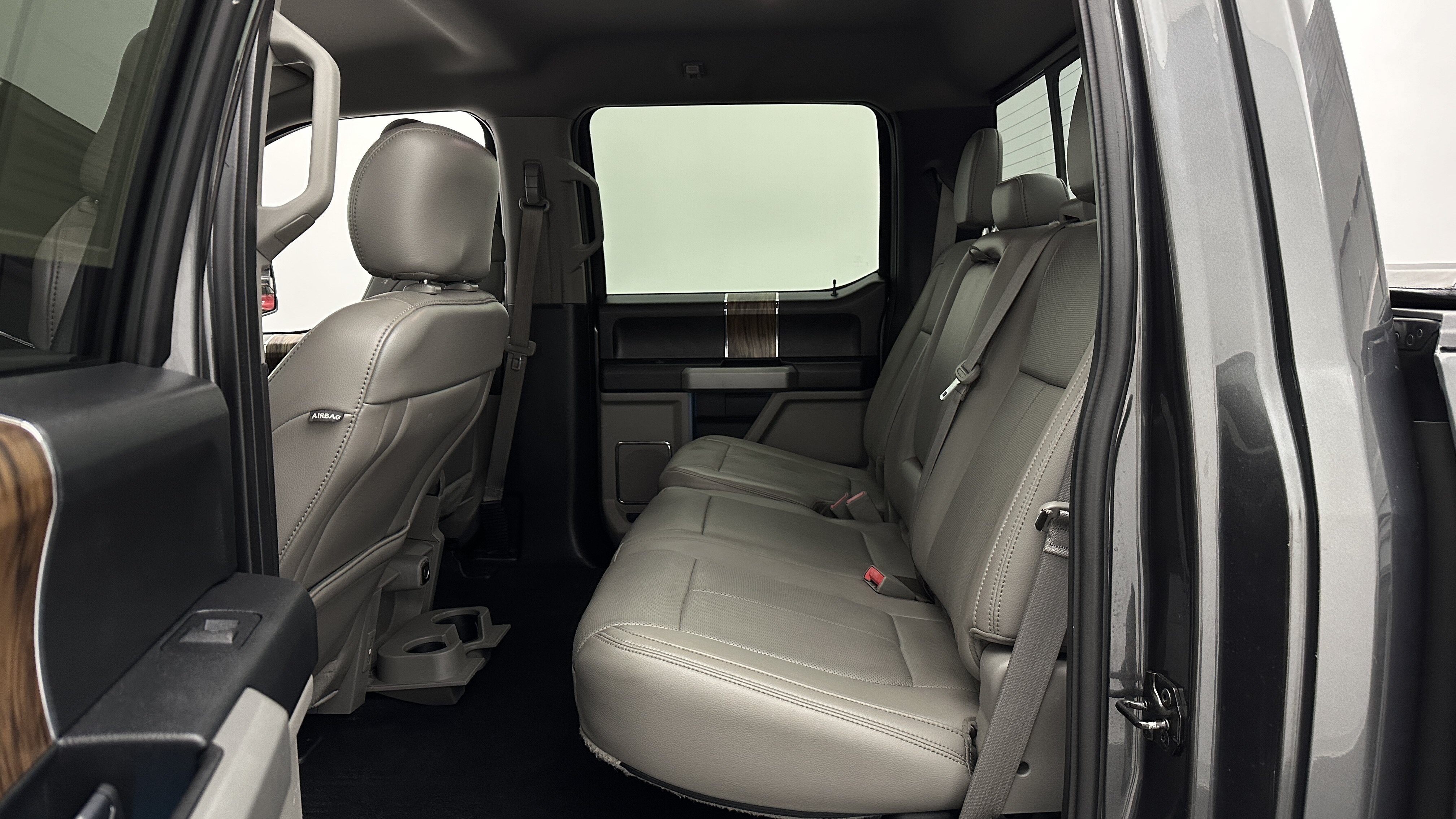 Used 2018 Ford F150 Lariat RWD image 24