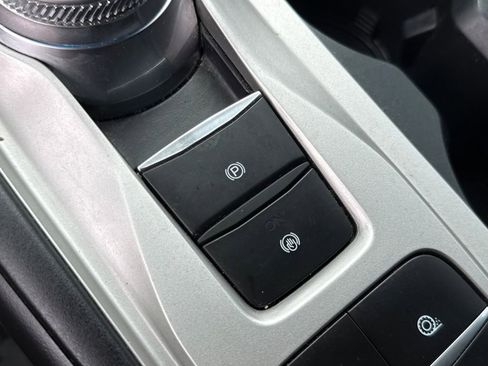 Used 2024 Ford Explorer XLT image 29