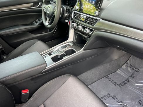 Used 2021 Honda Accord Hybrid image 15