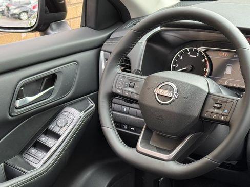 New 2026 Nissan Rogue SV AWD/4WD image 12