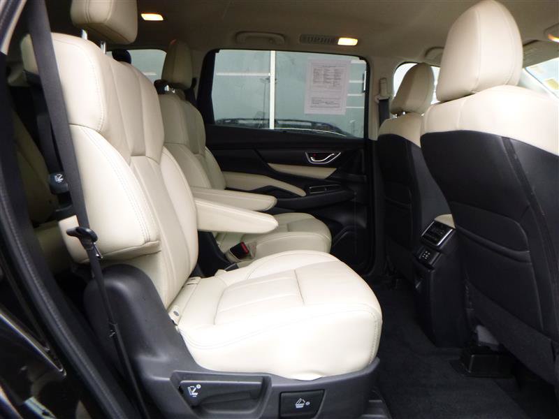 Used 2024 Subaru Ascent Limited AWD/4WD image 9