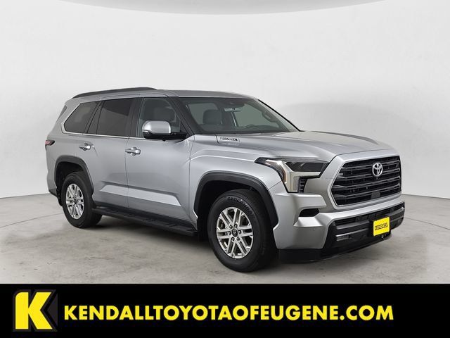 Used 2025 Toyota Sequoia SR5 AWD/4WD image 7