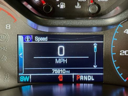 Used 2017 GMC Canyon SLE image 15