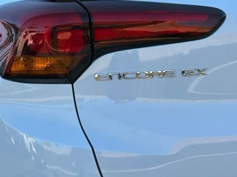 Certified 2025 Buick Encore GX Preferred image 27