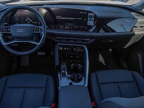 New 2025 Audi Q5 Premium Plus image 18