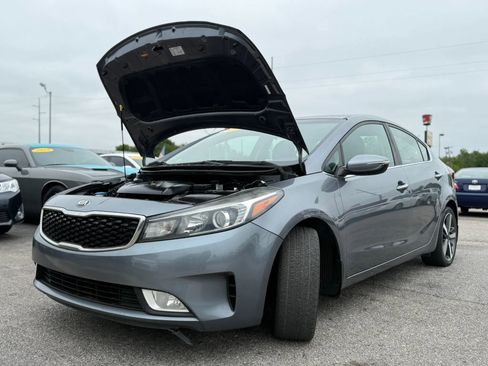 Used 2018 Kia Forte EX FWD image 12