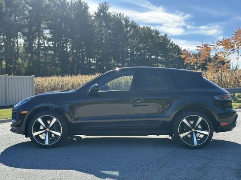 Used 2025 Porsche Macan image 4