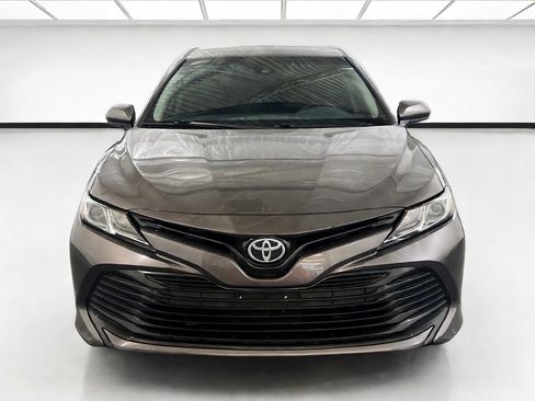 Used 2020 Toyota Camry LE w/ Protection Package (Q2) FWD image 2