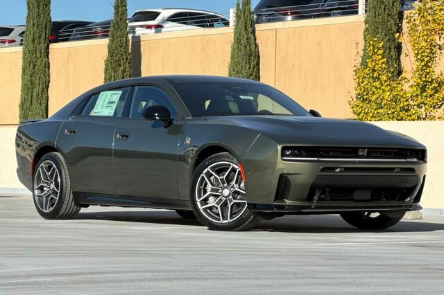 New 2027 Dodge Charger Scat Pack AWD/4WD image 2