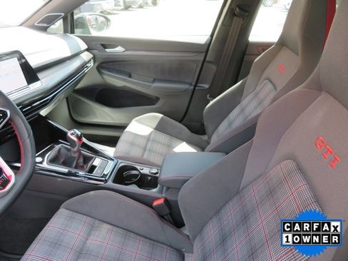 Used 2024 Volkswagen GTI SE image 11