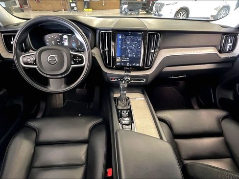 Used 2018 Volvo XC60 T5 Inscription w/ Convenience Package image 14