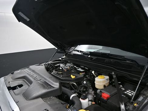 New 2026 RAM 2500 Laramie AWD/4WD image 21