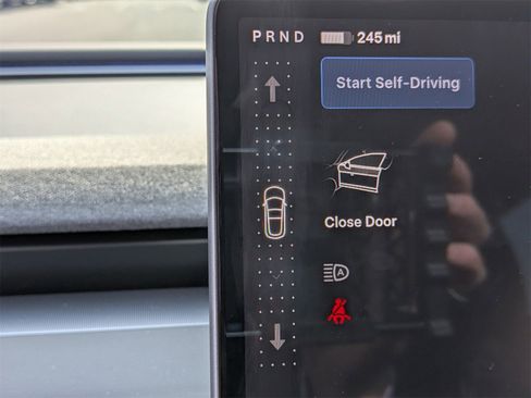 Used 2025 Tesla Model 3 Long Range image 24