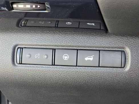 New 2026 Nissan Pathfinder SV AWD/4WD image 12