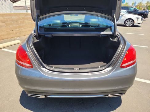 Used 2018 Mercedes-Benz C 300 Sedan w/ Premium Package image 27