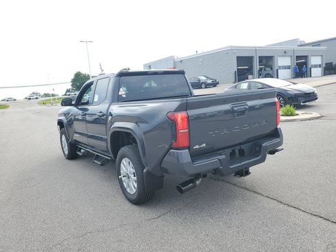 New 2026 Toyota Tacoma SR5 AWD/4WD image 3