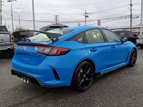 Used 2025 Honda Civic Type R image 10