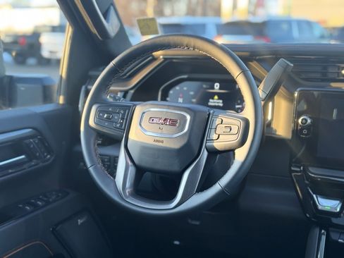 Used 2024 GMC Sierra 2500 AT4 w/ AT4 Premium Plus Package image 13