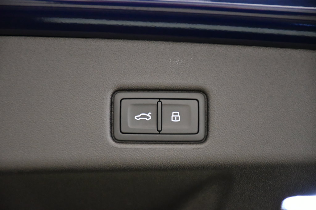 Used 2025 Audi Q5 Premium w/ Premium Plus AWD/4WD image 55