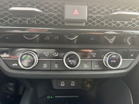 Used 2025 Acura ADX AWD image 21