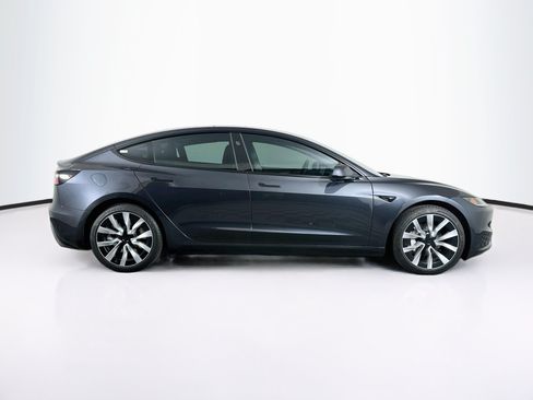Used 2025 Tesla Model 3 Long Range AWD/4WD image 10