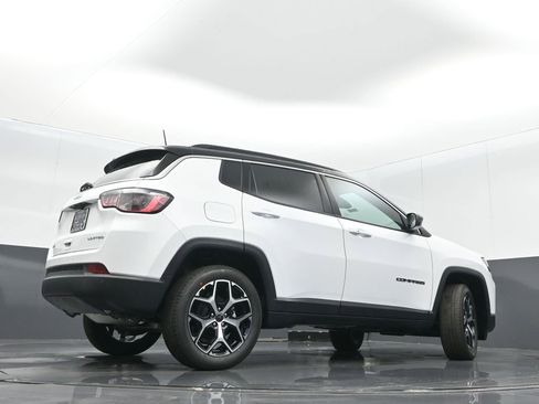 New 2026 Jeep Compass Limited image 36