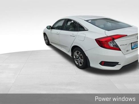Used 2018 Honda Civic LX image 7