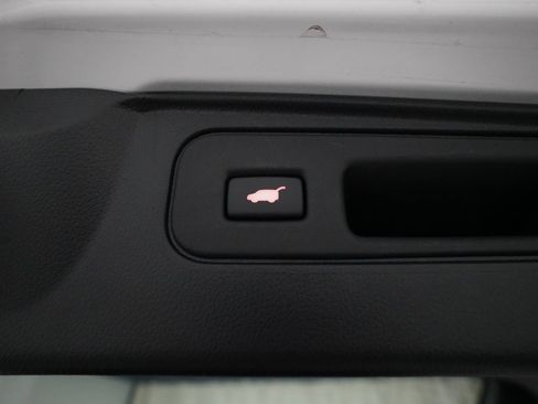 Used 2025 Honda Passport EX-L image 15