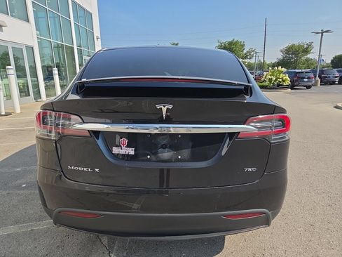 Used 2018 Tesla Model X 75D AWD/4WD image 7