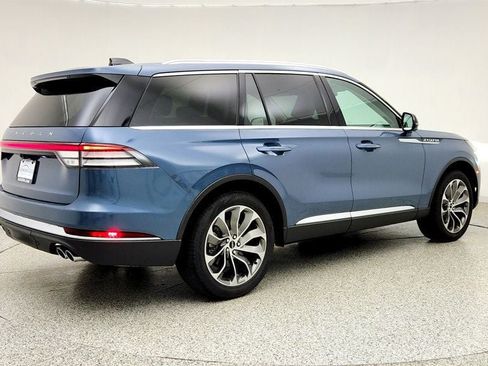 Used 2026 Lincoln Aviator Reserve AWD/4WD image 5