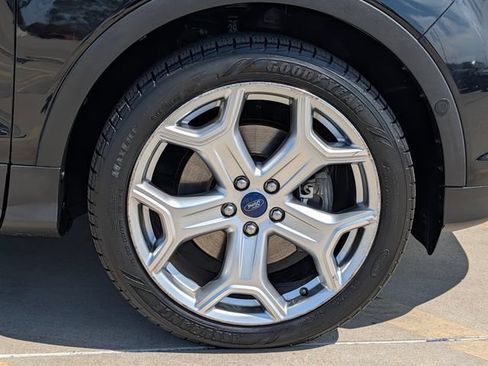 Used 2018 Ford Escape Titanium AWD/4WD image 8