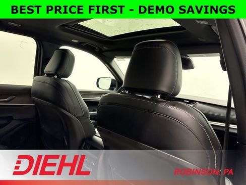 New 2026 Jeep Grand Cherokee Altitude AWD/4WD image 13