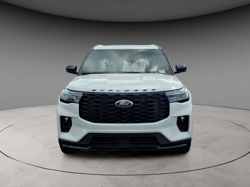 New 2026 Ford Explorer ST-Line image 15