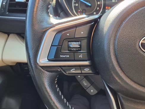 Used 2022 Subaru Ascent Limited w/ Technology Package image 19