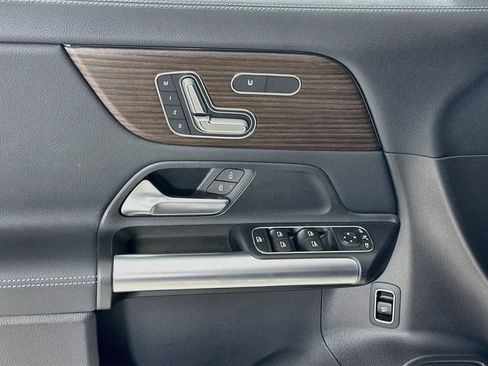 Certified 2026 Mercedes-Benz GLA 250 4MATIC image 18